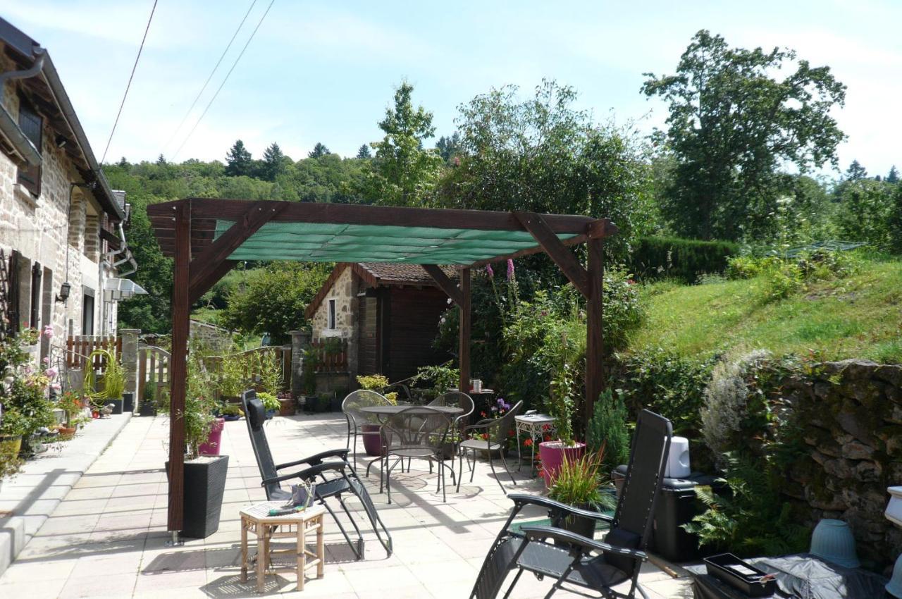 Le Petit Papillon Bed & Breakfast Eymoutiers  Bagian luar foto
